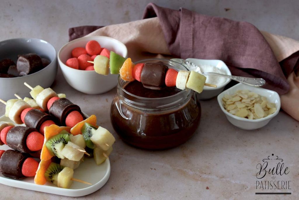 Recette Fondue au Chocolat et Brochettes de Fruits