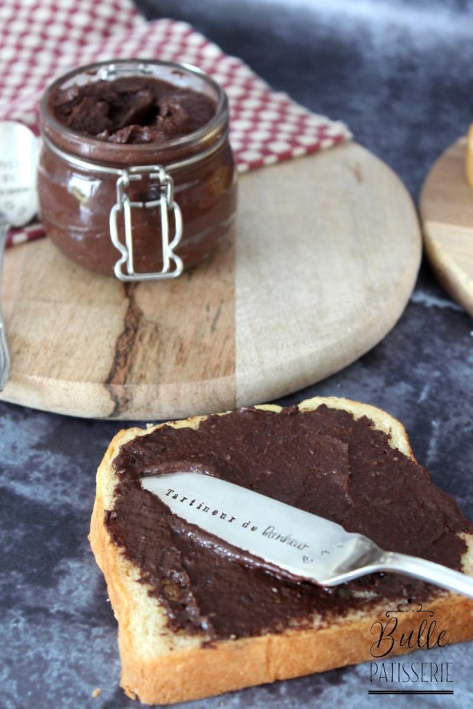 Pâte à tartiner aux haricots rouges et au cacao